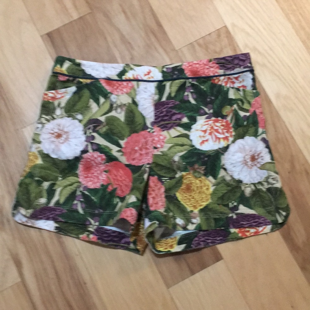 elevenses floral short size 12
